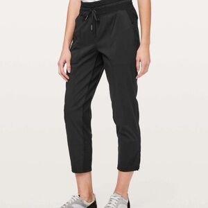 Lululemon Dance Studio Crop 25" - NWOT